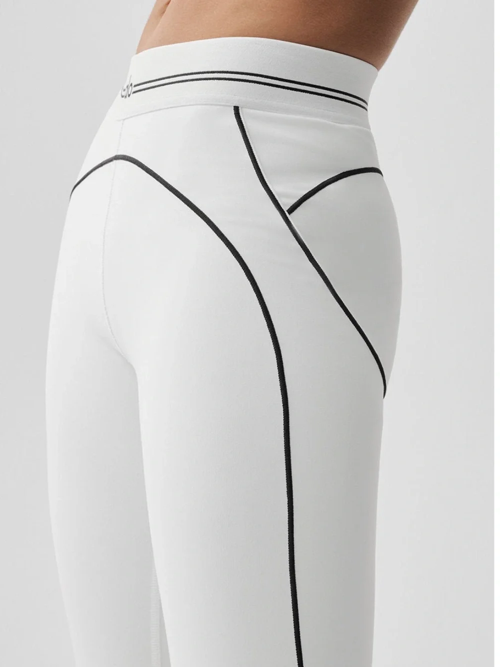 Alo Airbrush High-Waist Heart Throb Legging
